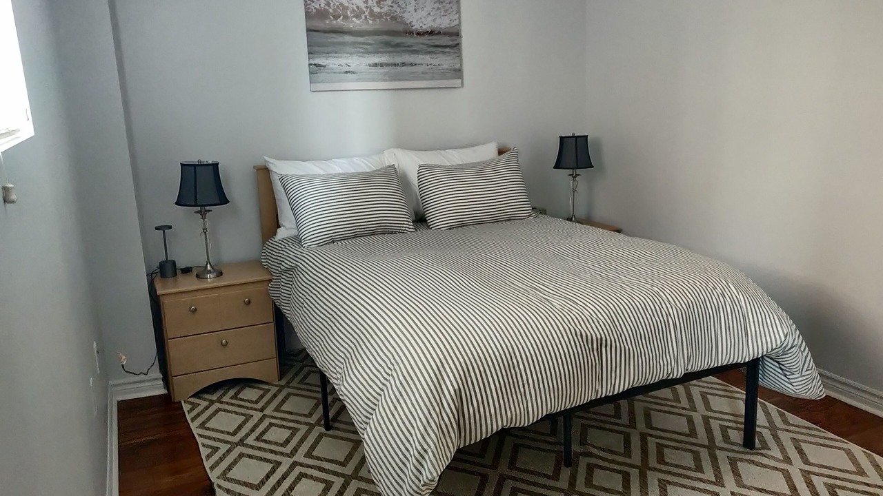 Photo of Bedroom in Central Erin Mills