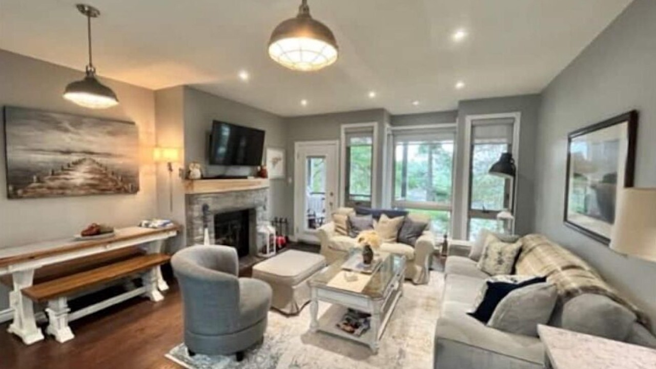 Photo of Livingroom in Huntsville