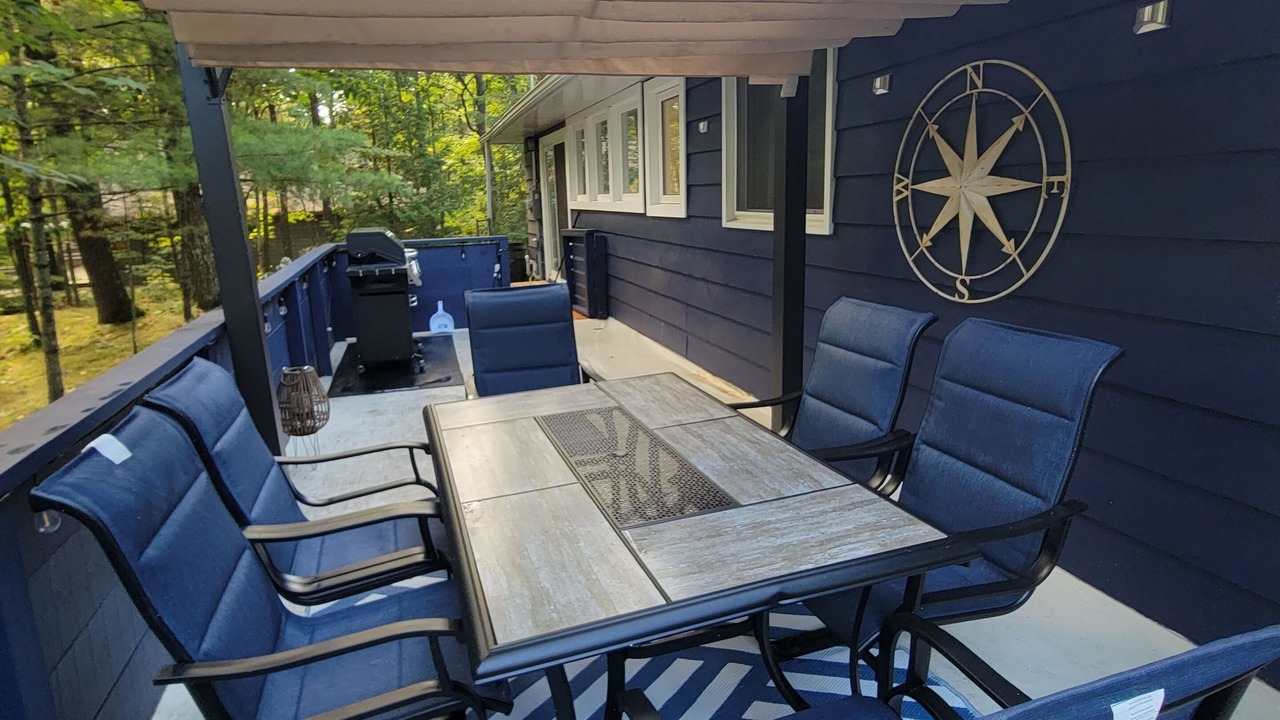 Photo of Outdoor in Tiny