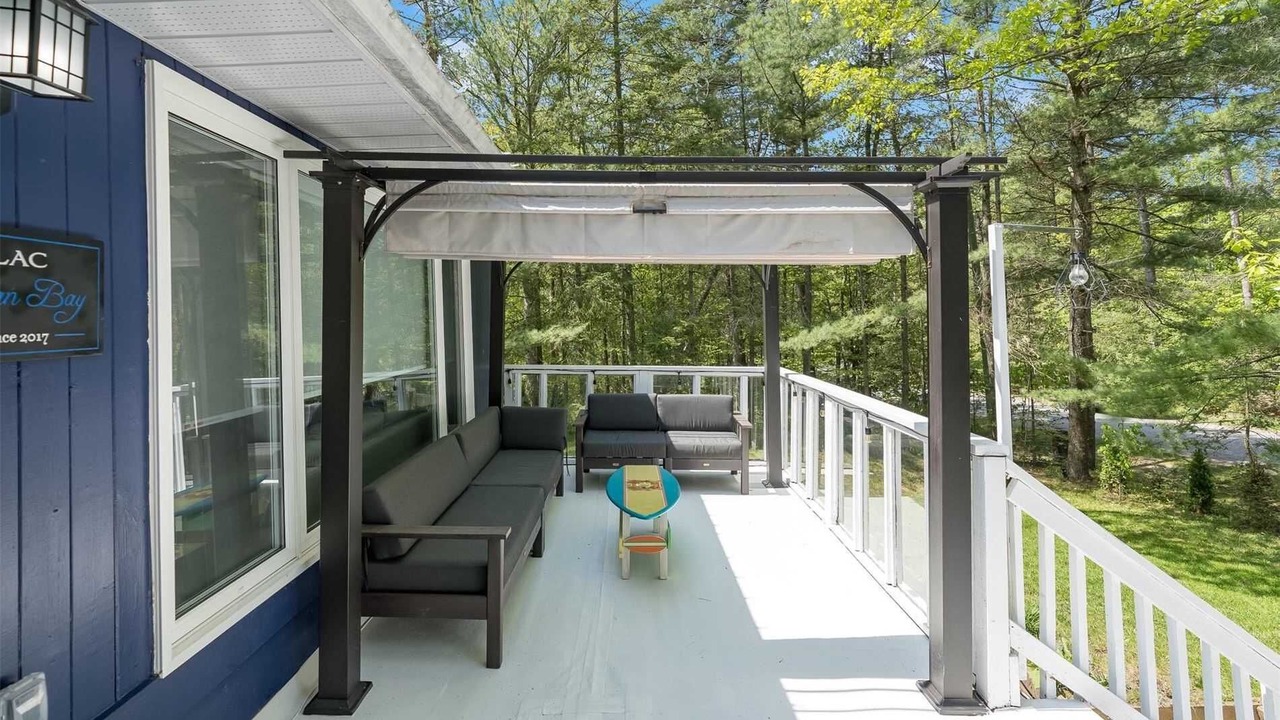 Photo of Outdoor in Tiny