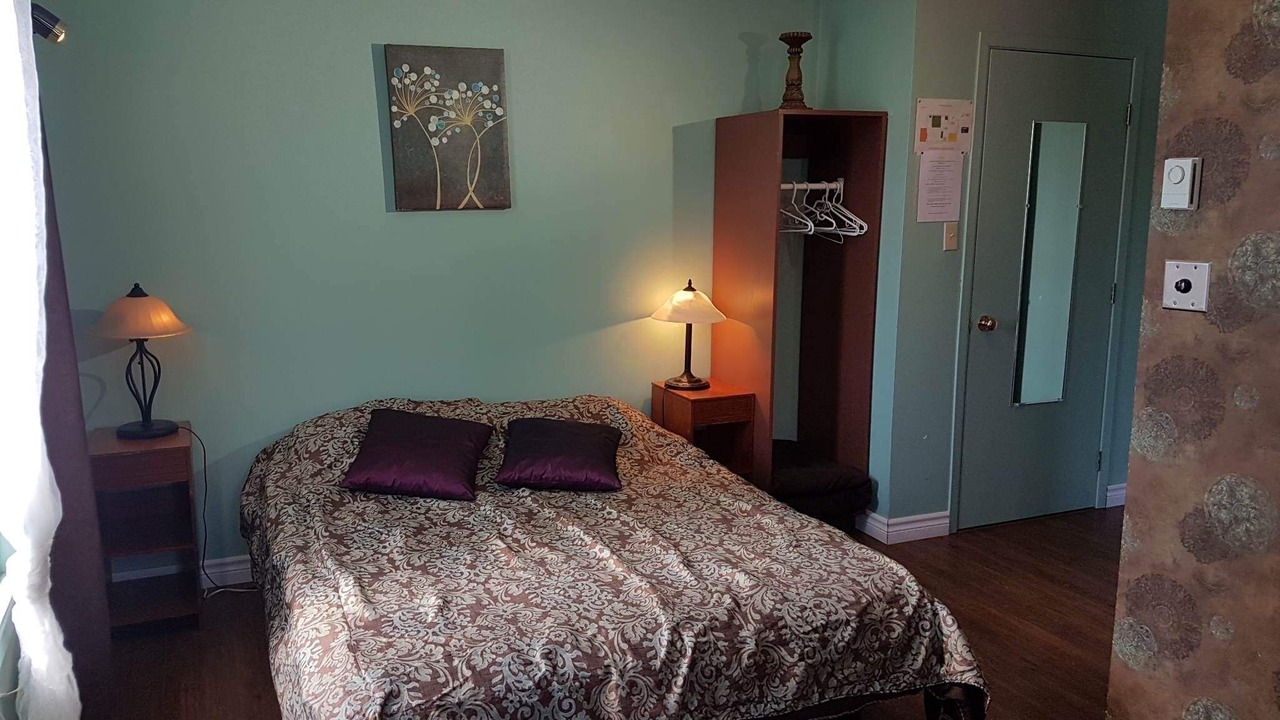 Photo of Bedroom in Pointe-a-la-Garde