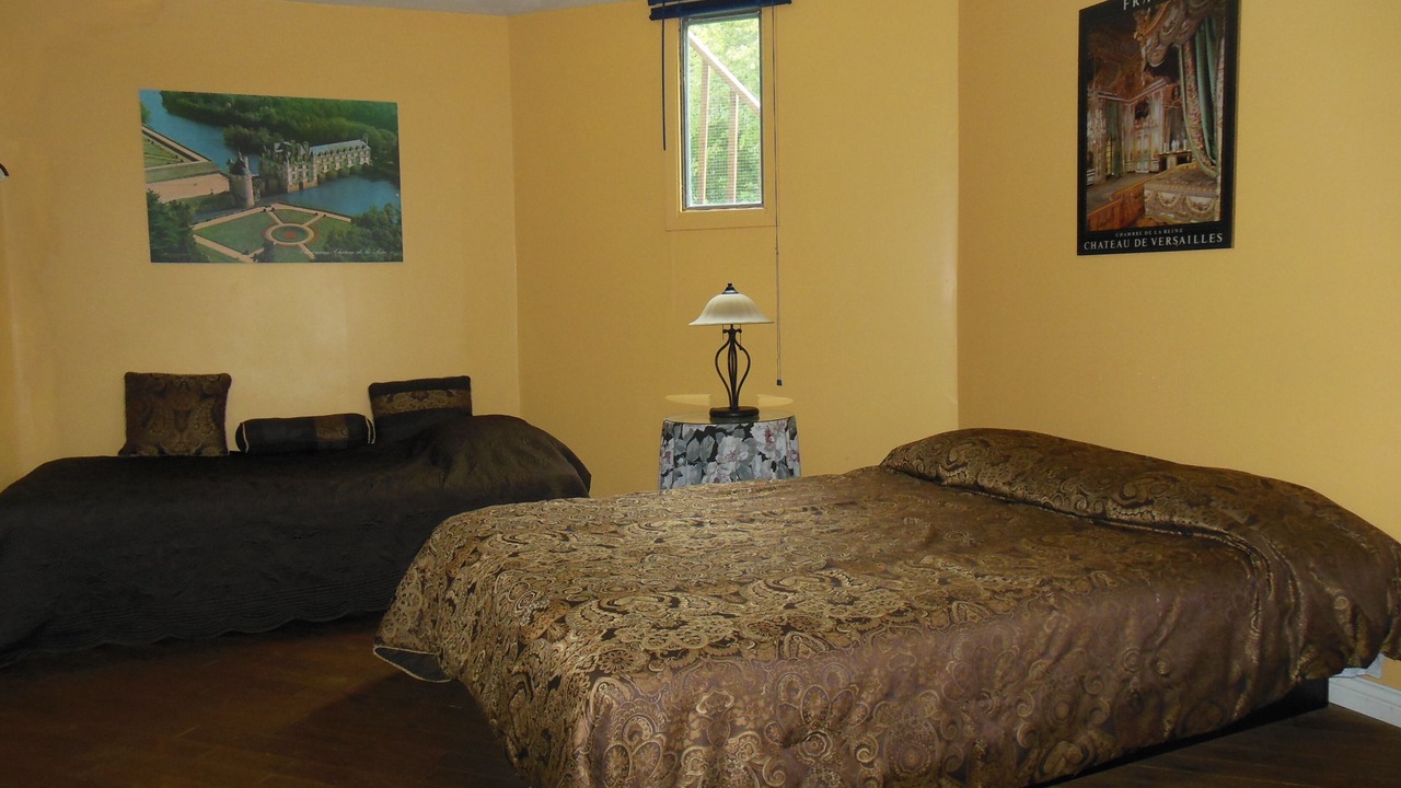 Photo of Bedroom in Pointe-a-la-Garde