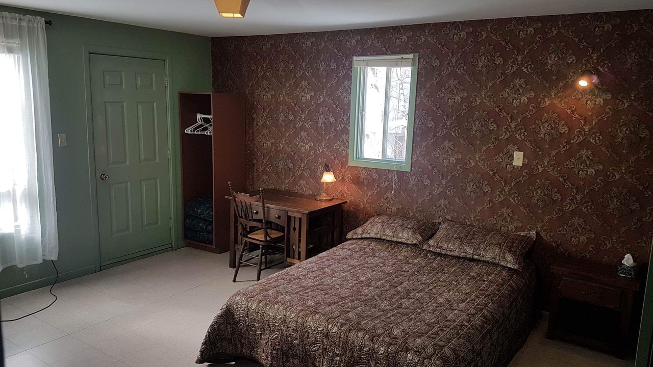 Photo of Bedroom in Pointe-a-la-Garde