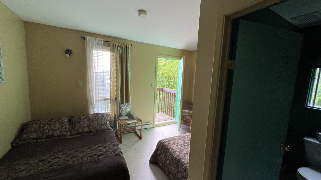 Photo of Bedroom in Pointe-a-la-Garde