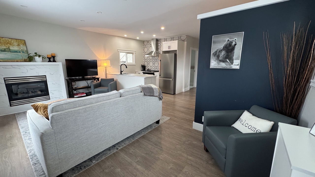 Photo of Livingroom in Fruitvale