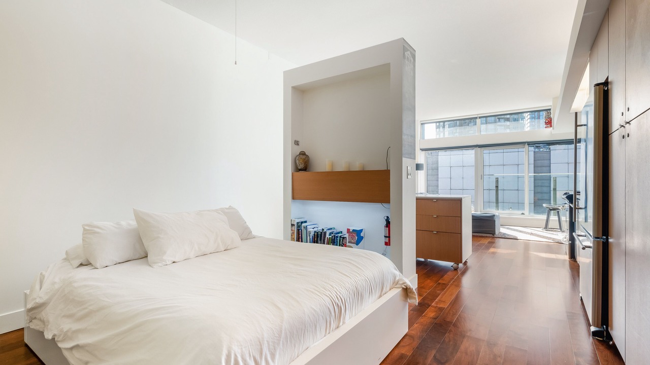 Photo of Bedroom in Gastown
