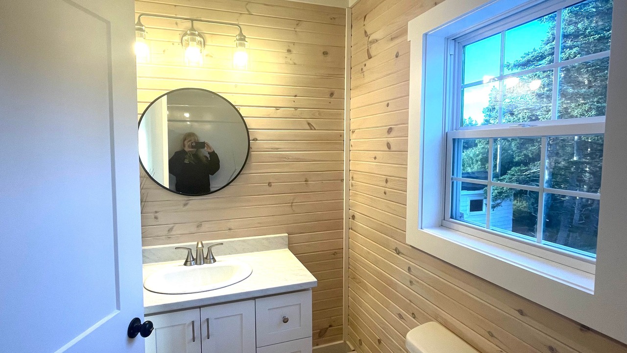 Photo of Bathroom in Cupids