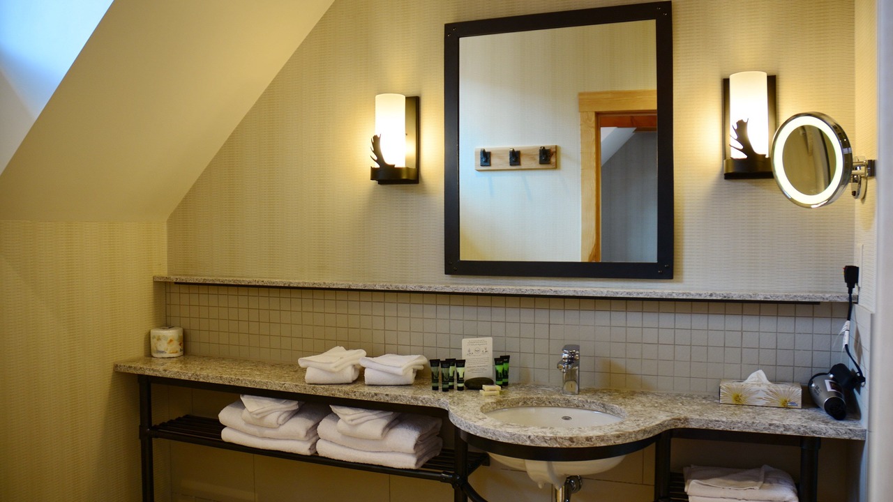 Photo of Bathroom in Banff