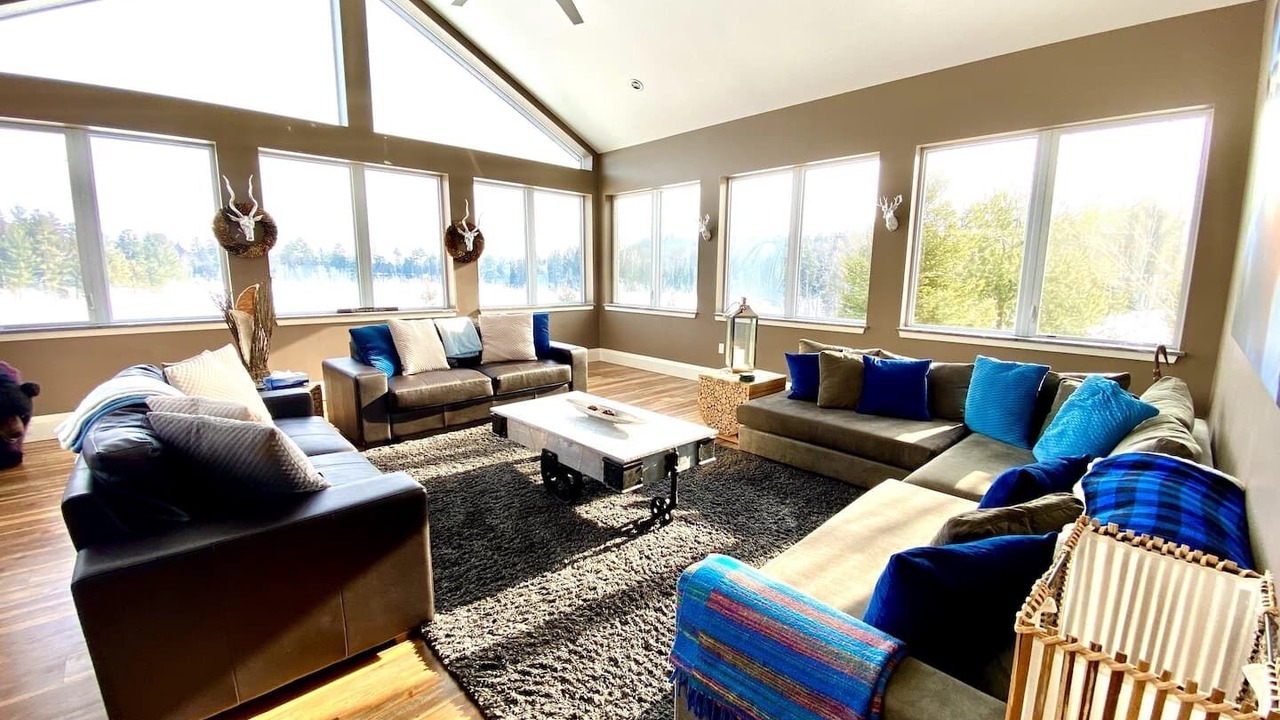 Photo of Bedroom in Lake of Bays