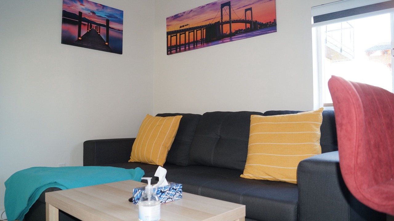 Photo of Livingroom in Guildford