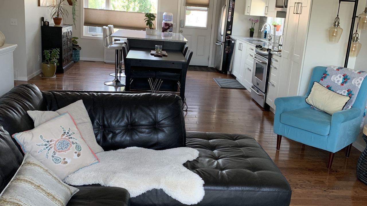 Photo of Livingroom in Cochrane