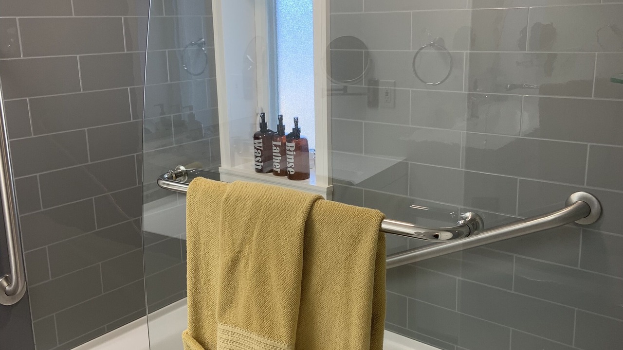 Photo of Bathroom in Cowichan Bay
