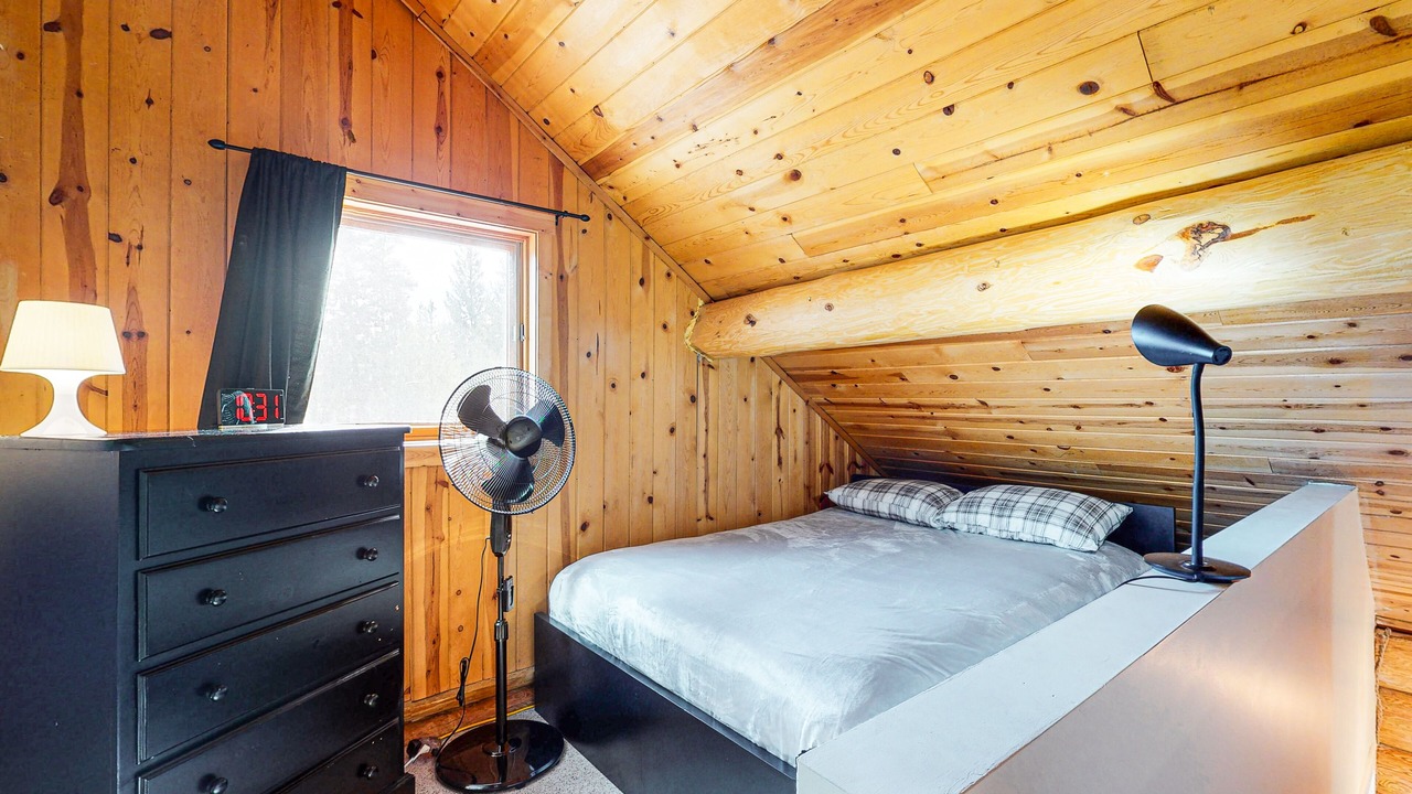 Photo of Bedroom in Lac Le Jeune