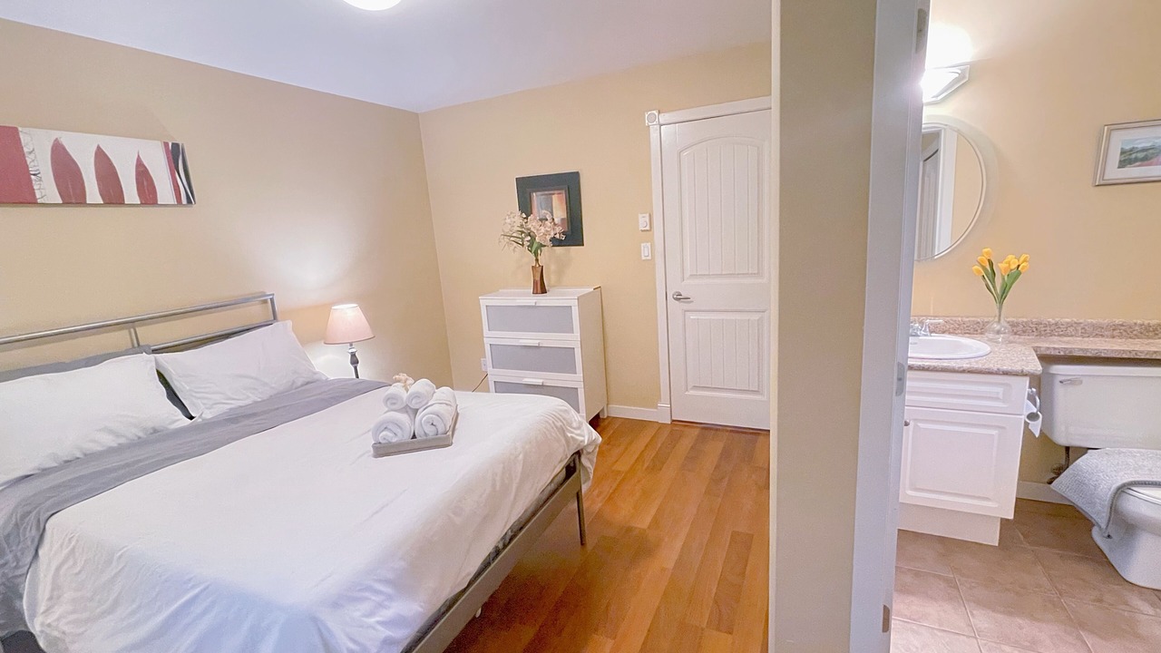 Photo of Bedroom in Campbell River