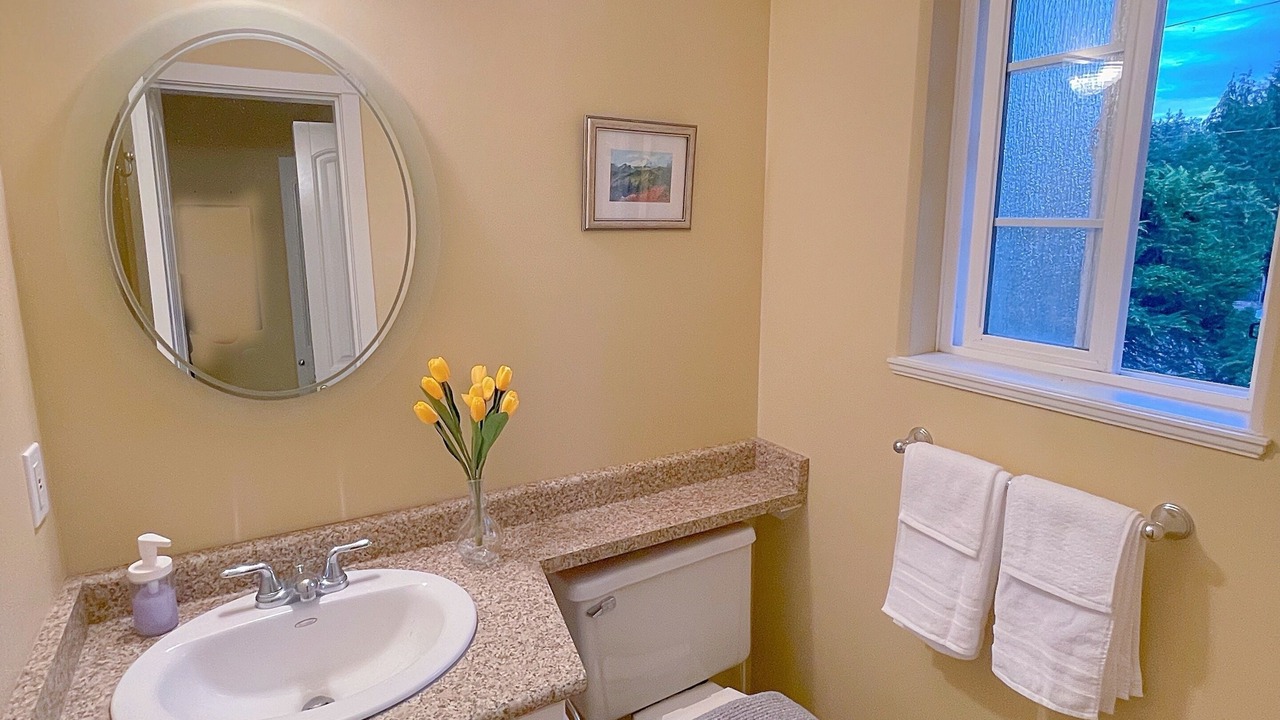 Photo of Bathroom in Campbell River