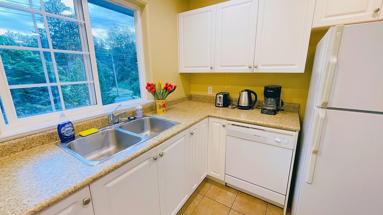 Photo of Kitchen in Campbell River
