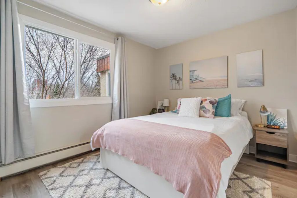 Photo of Bedroom in North Central Edmonton
