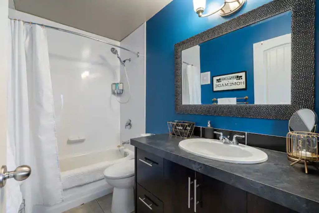 Photo of Bathroom in North Central Edmonton