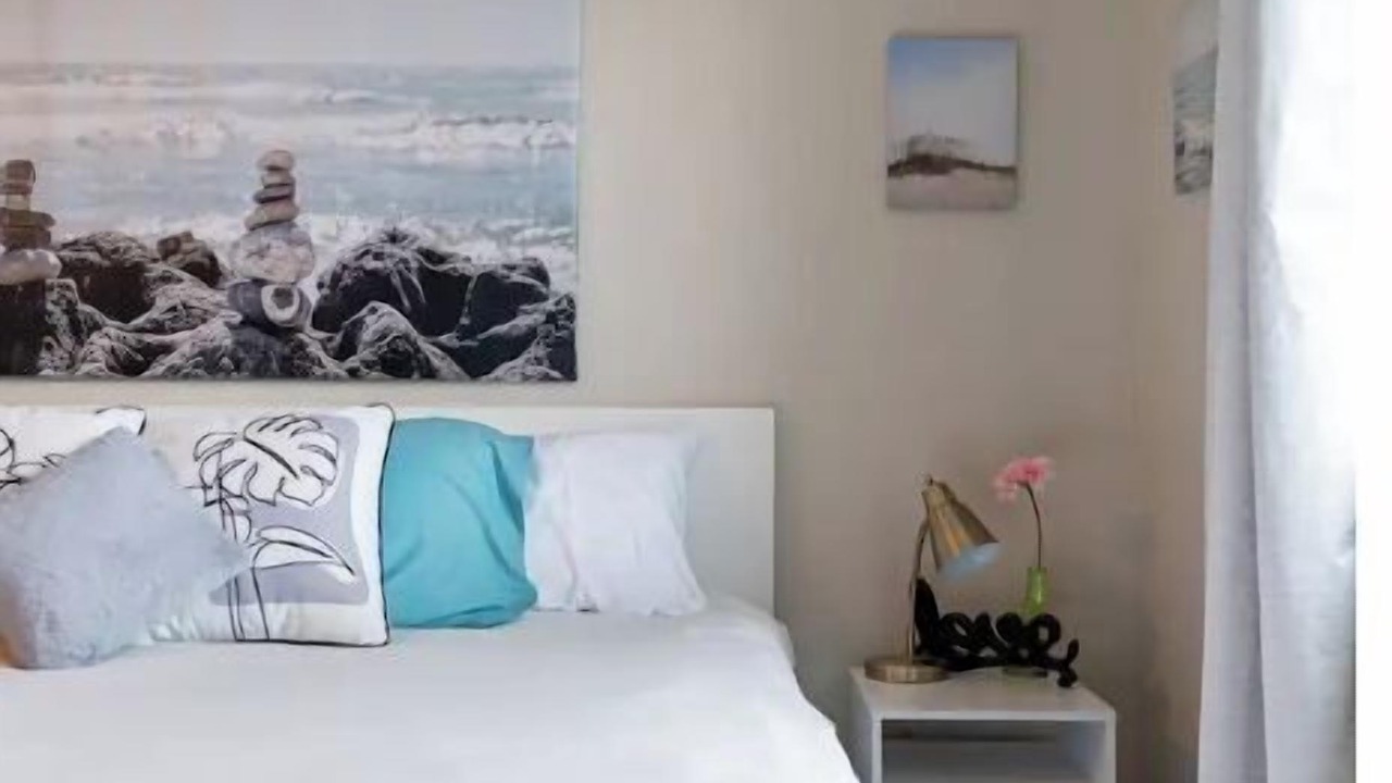 Photo of Bedroom in North Central Edmonton