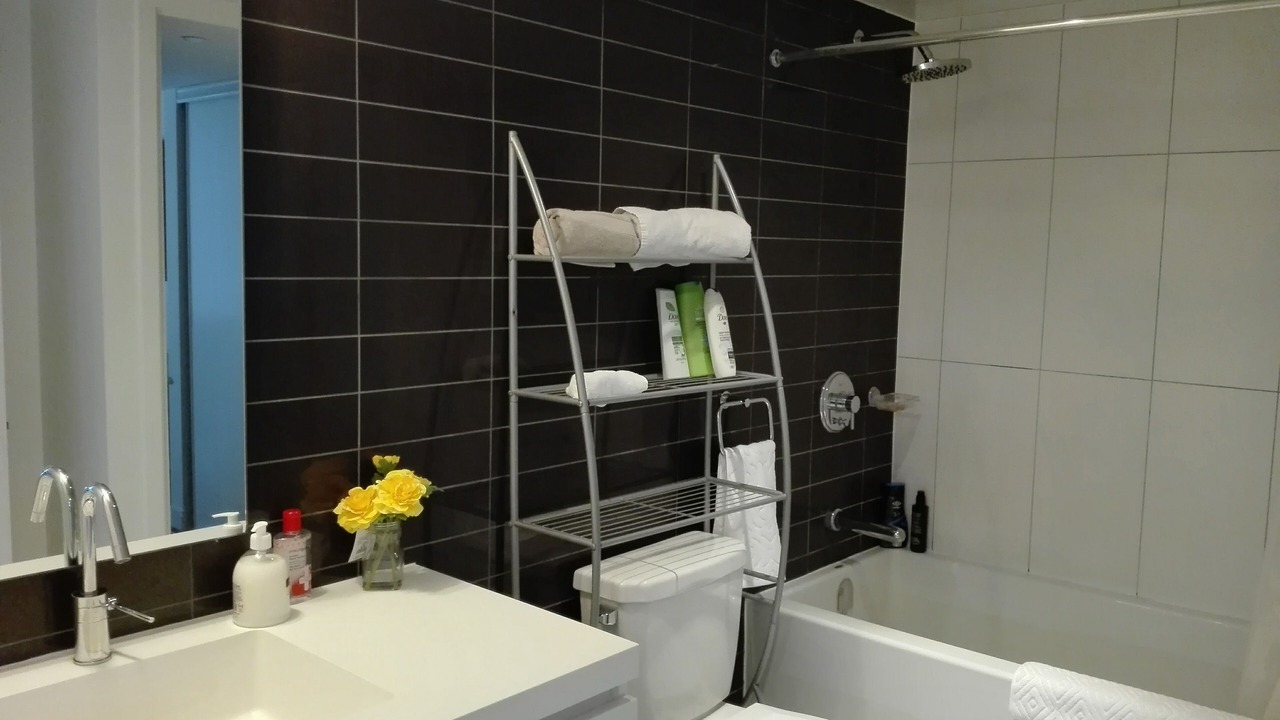 Photo of Bathroom in Fort York