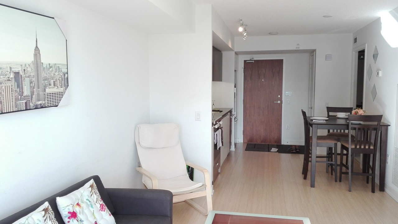 Photo of Livingroom in Fort York