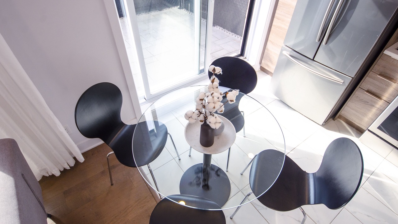 Photo of Bedroom in Cote-Des-Neiges—Notre-Dame-De-Grace
