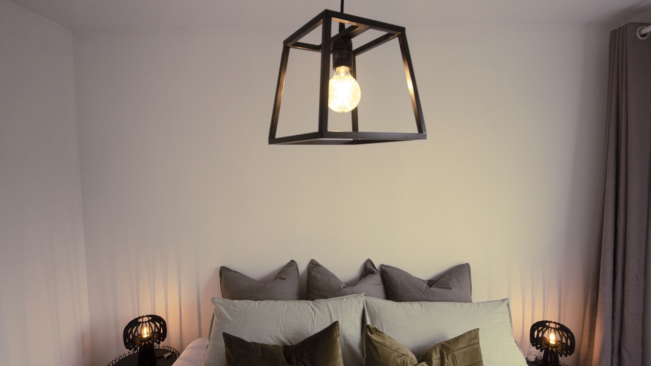 Photo of Bedroom in Cote-Des-Neiges—Notre-Dame-De-Grace