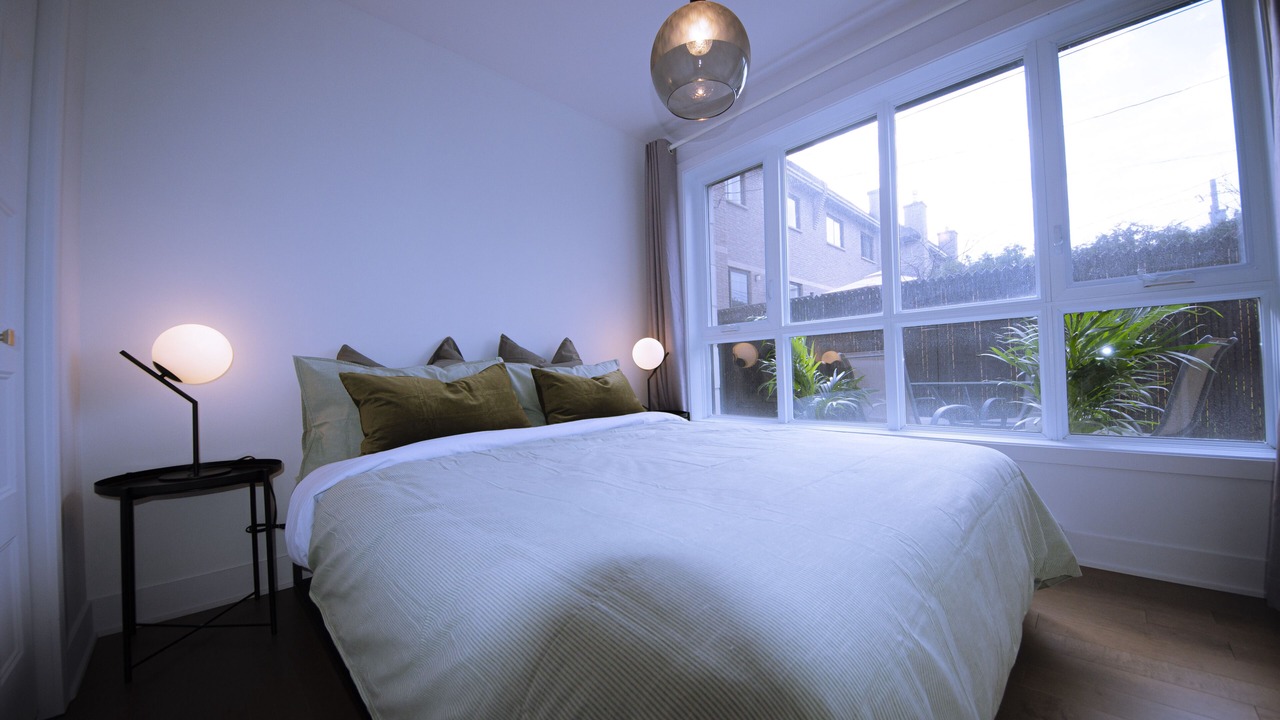 Photo of Bedroom in Cote-Des-Neiges—Notre-Dame-De-Grace