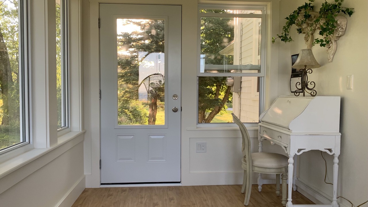 Photo of Bedroom in Western Shore