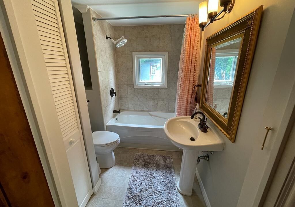 Photo of Bathroom in Merrickville-Wolford