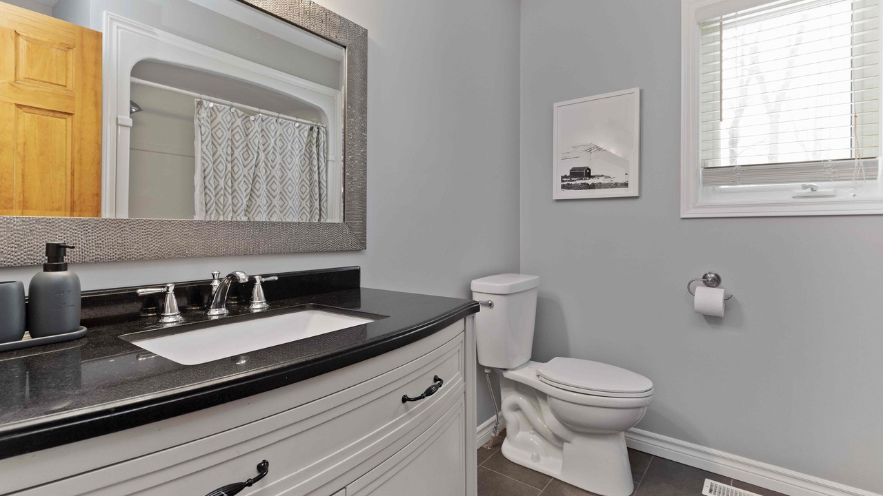 Photo of Bathroom in Dunchurch