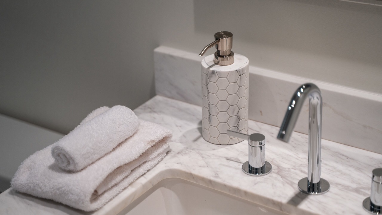 Photo of Bathroom in Inner Harbour
