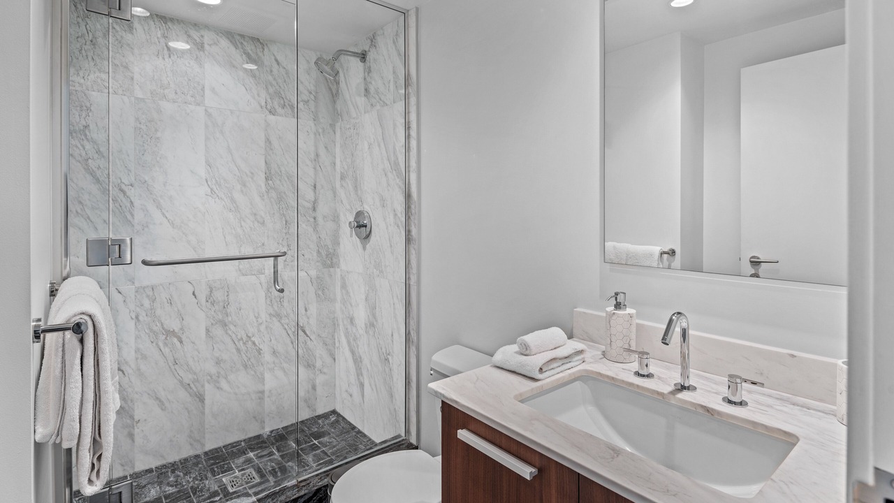 Photo of Bathroom in Inner Harbour