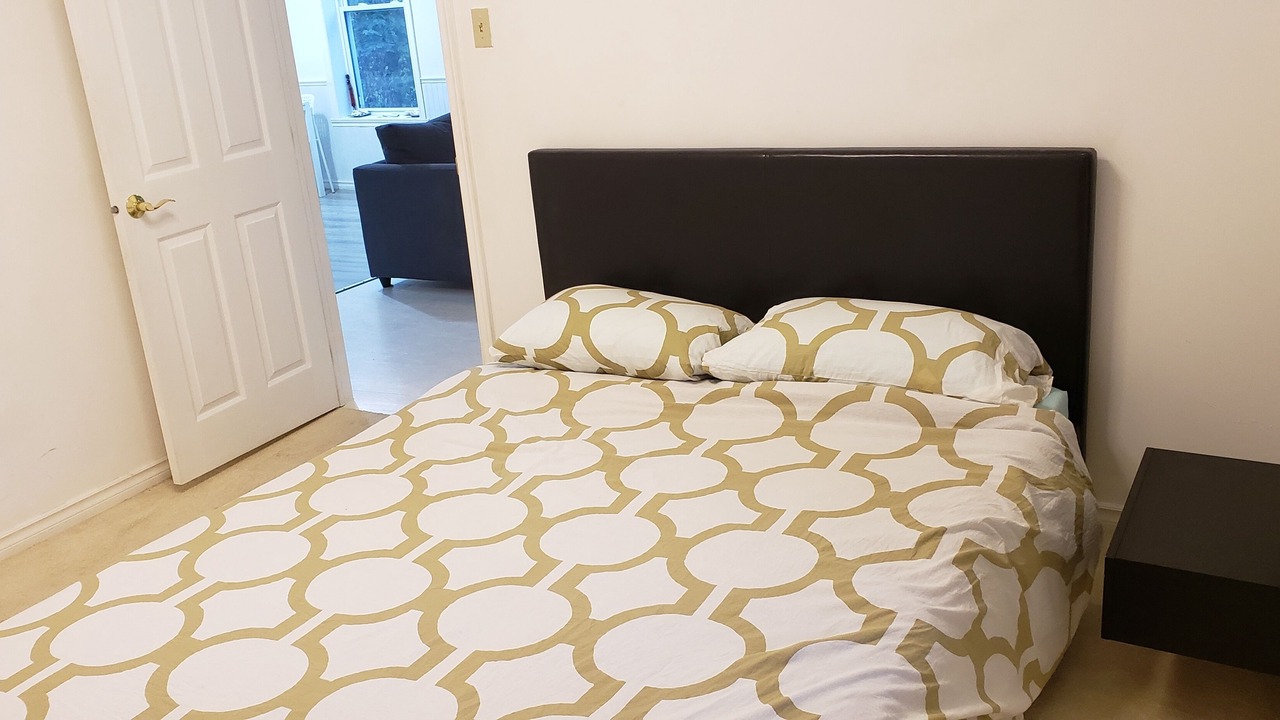 Photo of Bedroom in Pointe Claire