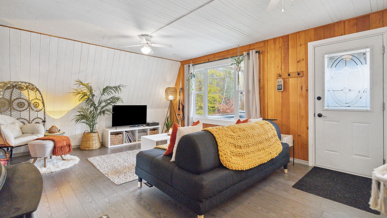 Photo of Livingroom in East Dalhousie