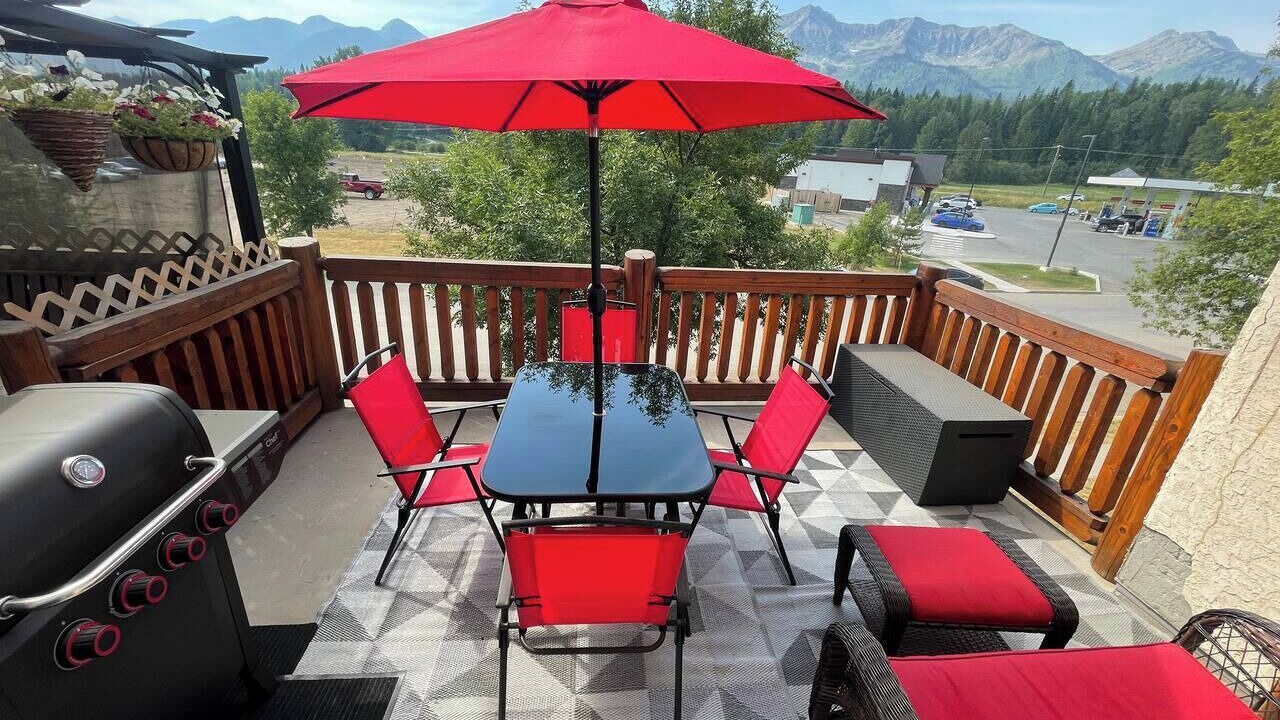 Photo of Patio Balcony in East Kootenay