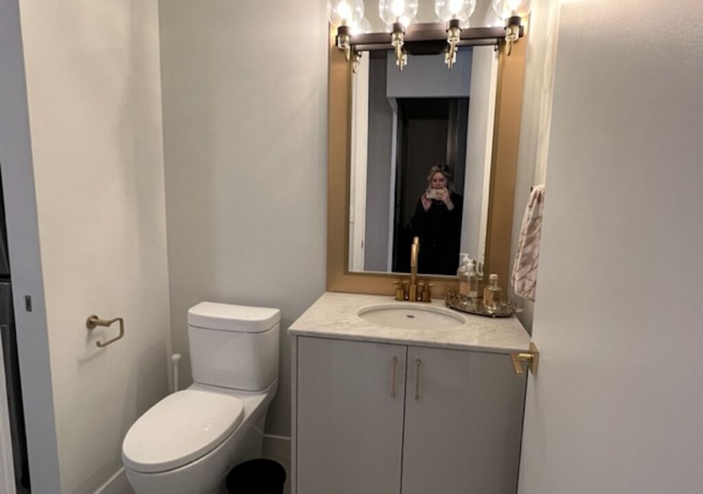 Photo of Bathroom in Fashion District