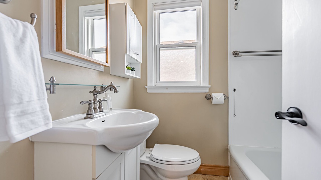Photo of Bathroom in The Queensway