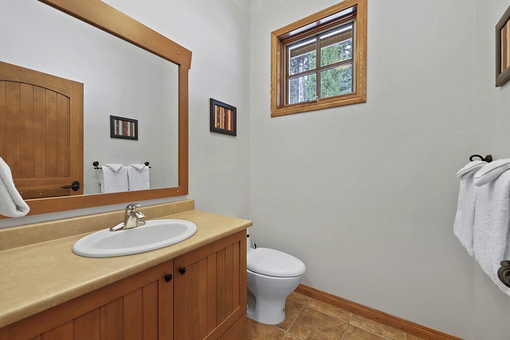 Photo of Bathroom in Sun Peaks