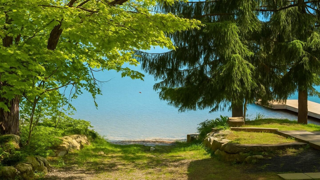 Photo of Outdoor in Utterson