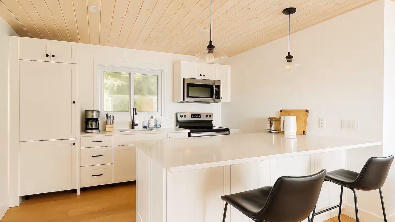 Photo of Kitchen in Utterson