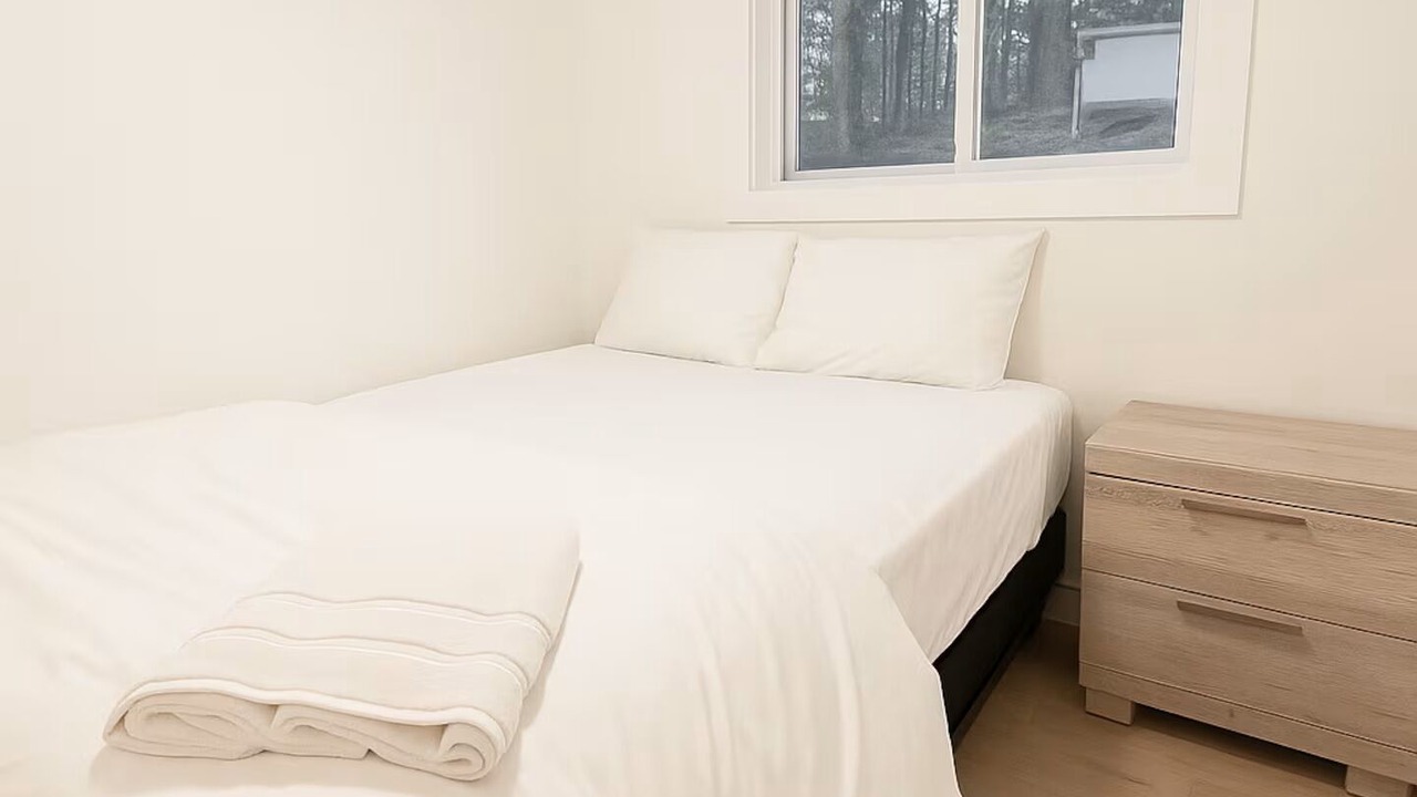 Photo of Bedroom in Utterson