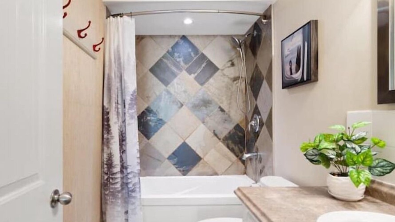 Photo of Bathroom in Muskoka Lakes