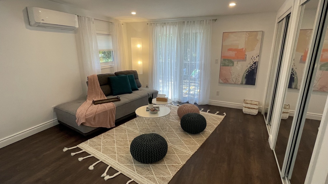 Photo of Livingroom in North Port