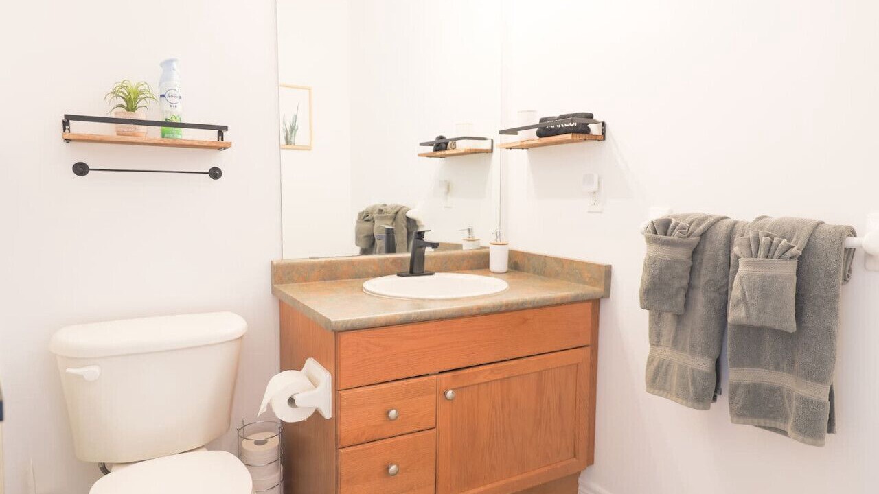 Photo of Bathroom in Thorold