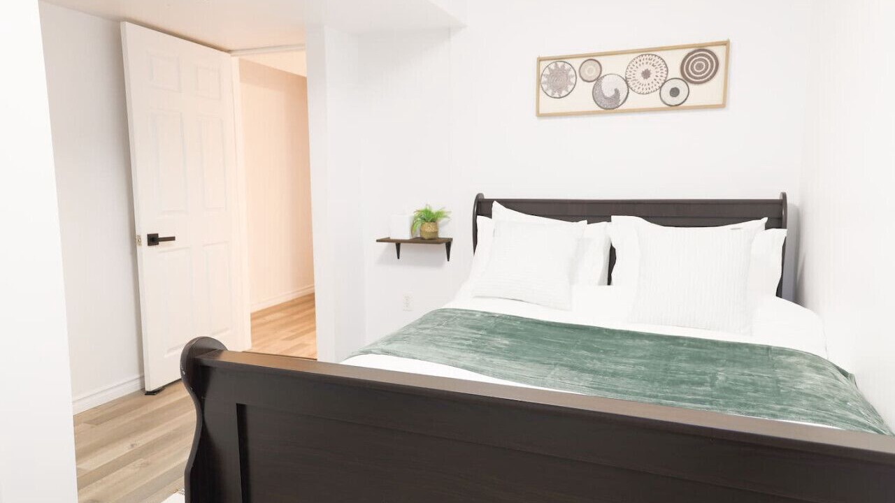 Photo of Bedroom in Thorold