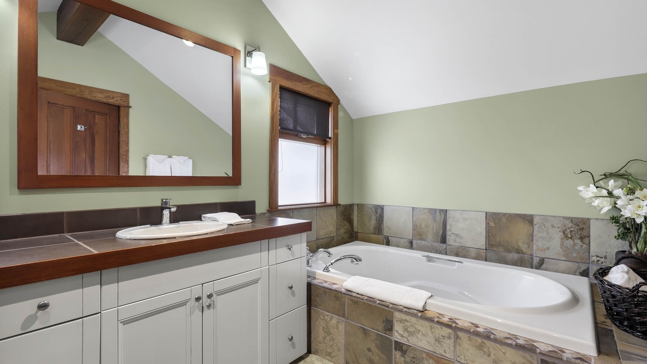 Photo of Bathroom in Sun Peaks