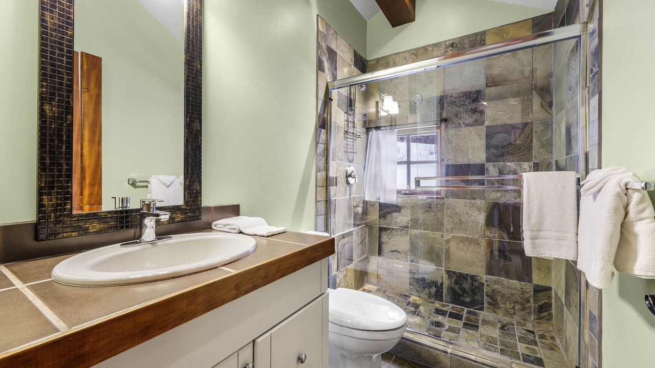 Photo of Bathroom in Sun Peaks