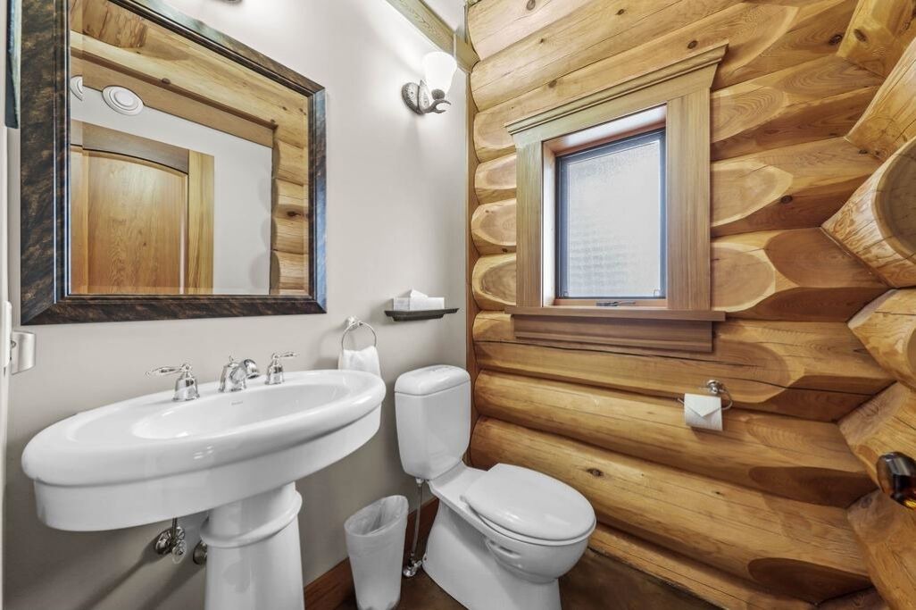 Photo of Bathroom in Fairways