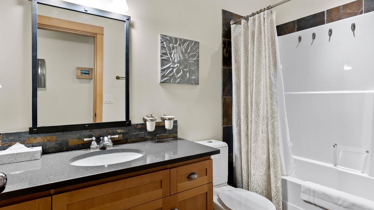 Photo of Bathroom in Fairways
